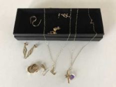 Two 9ct gold pendants together with four pairs of 9ct gold earrings and two 9ct gold odd earrings
