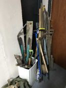 A large quantity of garden tools,