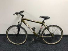 A gent's Ridgeback mountain bike