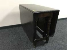 An oak gate leg table
