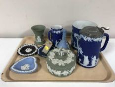 A tray of nine pieces of Wedgwood Jasper Ware