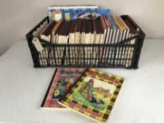 A box of annuals relating to the Broons and Oor wullie - comics,