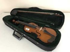 A Stentor 2 child's violin in carry case with bow