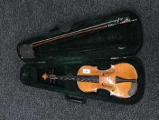 A Stentor 2 child's violin in carry case with bow