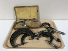 A tray of five assorted precision calliper remeasures, two cased calliper remeasures,