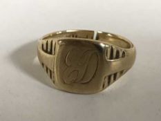A 9ct gold signet ring, 4.
