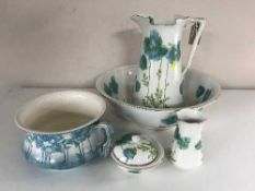 A four piece Trentham china toilet set and a chamber pot (5)