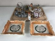 A tray of Goebel figure, Beswick robin, Liliput cottages,