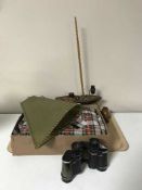 A tray containing pair of early 20th century binoculars,