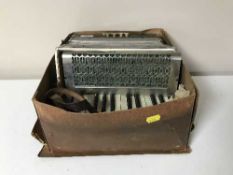 A UniversaModel Perfect Tone accordion