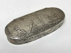 A Continental silver oval snuff box