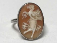 Antique cameo ring in 18ct white gold band.