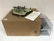 A boxed Border Fine Arts figure on wooden plinth - Scramble, limited edition 590/750,