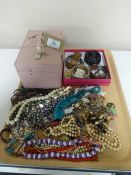 A tray of costume jewellery,