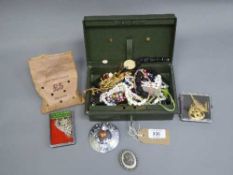 A metal Victa series security tin with key,