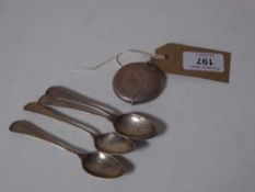 Four sterling silver teaspoons and a sterling silver vesta case