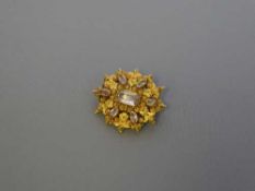 An early pink topaz gold brooch with fine filigree decoration, 5.7g, circa 1800.