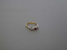 18 ct ruby and diamond ring 3 grams