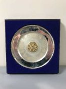 A Queen Elizabeth II Silver Jubilee 1952-1977 Sterling Silver Commemorative Plate, 544.8g/19.