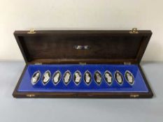 The Queen's Beasts, Ten silver proof tokens, with companion documents, boxed.