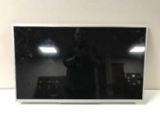 A Sony Bravia KDL-32WD752 TV - no remote