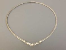 18 ct white gold necklace set with pearls and diamonds about .9ct. 28.