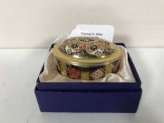 A Royal Crown Derby Old Imari lidded pot, width 7cm,