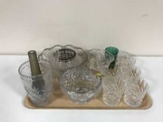 A tray of assorted glass ware