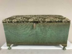 A green loom blanket box