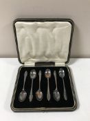 A set of six cased silver teaspoons, Sheffield marks, 1901.
