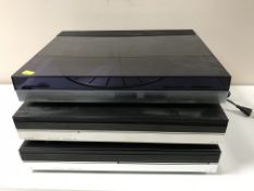 A three-piece Bang and Olufsen hifi system including a Beogram 7000,