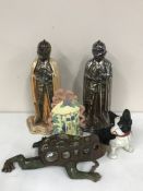 A tray of metal ware - two knight companion stands, metal door stop,