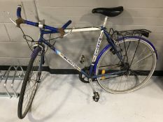 A Benotto gent's racing bike