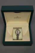 A lady's stainless steel Rolex Automatic wristwatch, model: Oyster Perpetual Date,