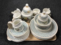 Thirty six pieces of Villeroy & Bosch Basket tea and dinner ware