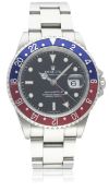 A GENTLEMAN'S STAINLESS STEEL ROLEX OYSTER PERPETUAL DATE GMT MASTER II BRACELET WATCH CIRCA 1998,