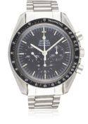 A GENTLEMAN'S STAINLESS STEEL OMEGA SPEEDMASTER PROFESSIONAL CHRONOGRAPH BRACELET WATCH CIRCA 1970s,