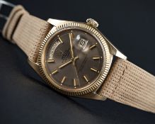 A RARE GENTLEMAN'S 18K SOLID GOLD ROLEX OYSTER PERPETUAL DAY DATE 