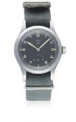 A GENTLEMAN'S BRITISH MILITARY RECORD W.W.W. WRIST WATCH CIRCA 1940s, WITH NATO DIAL, PART OF THE 