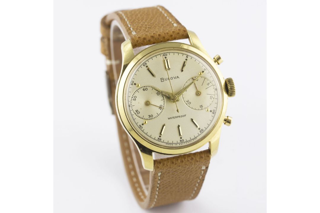 A FINE GENTLEMAN'S 18K SOLID GOLD BULOVA WATERPROOF CHRONOGRAPH WRIST WATCH CIRCA 1960 Movement: - Image 6 of 11