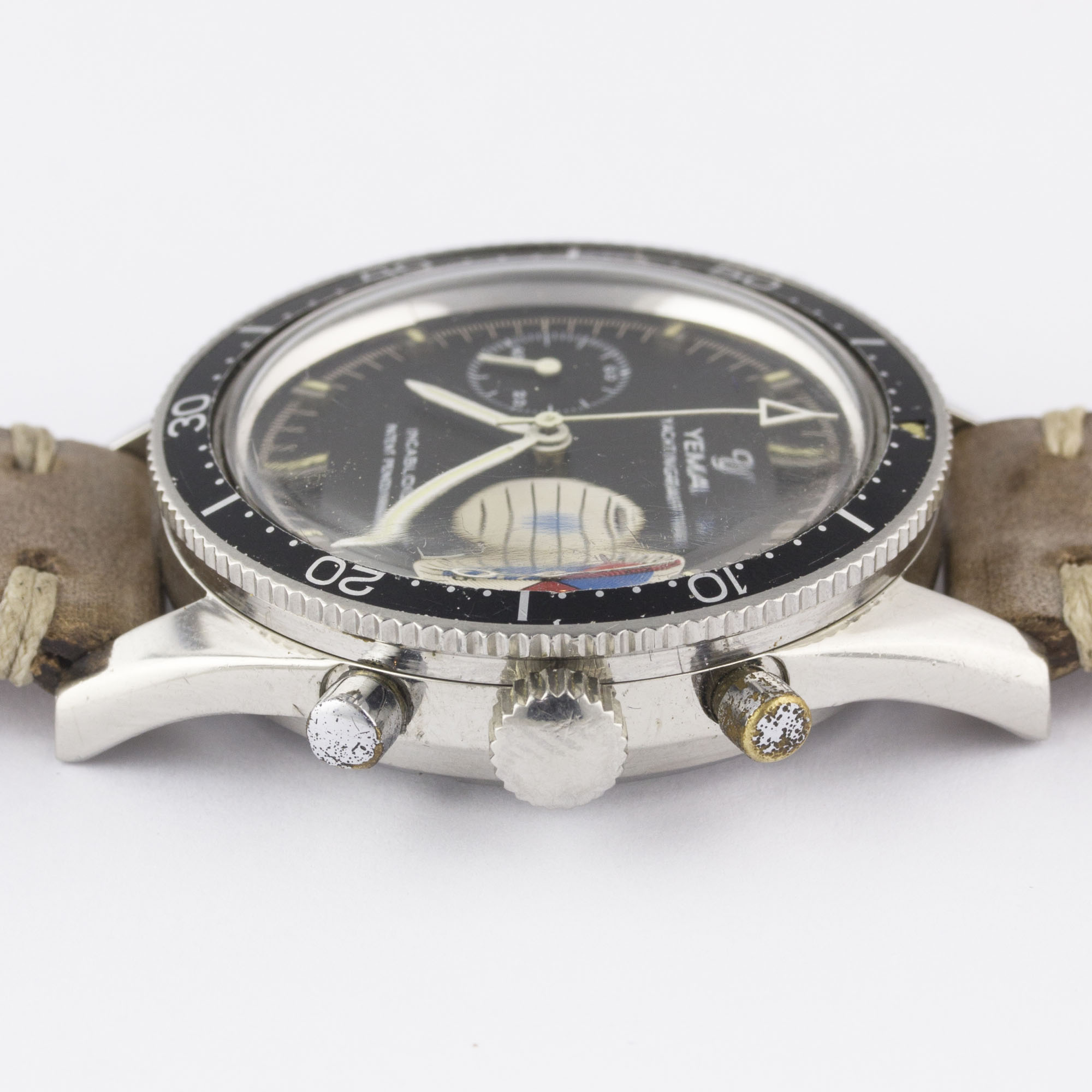 A RARE GENTLEMAN'S STAINLESS STEEL YEMA YACHTINGRAF CHRONOGRAPH WRIST WATCH CIRCA 1967 Movement: - Image 10 of 11