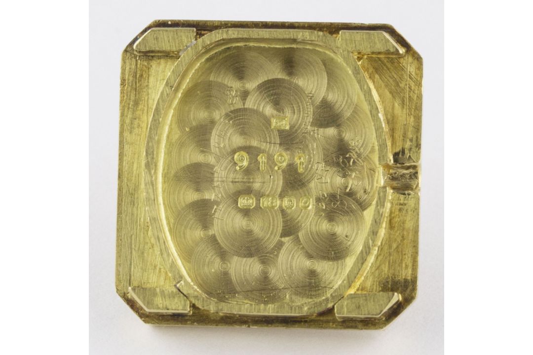 A RARE LADIES 18K SOLID GOLD CARTIER LONDON CEINTURE WRIST WATCH CIRCA 1969, WITH LONDON HALLMARKS - Image 7 of 11