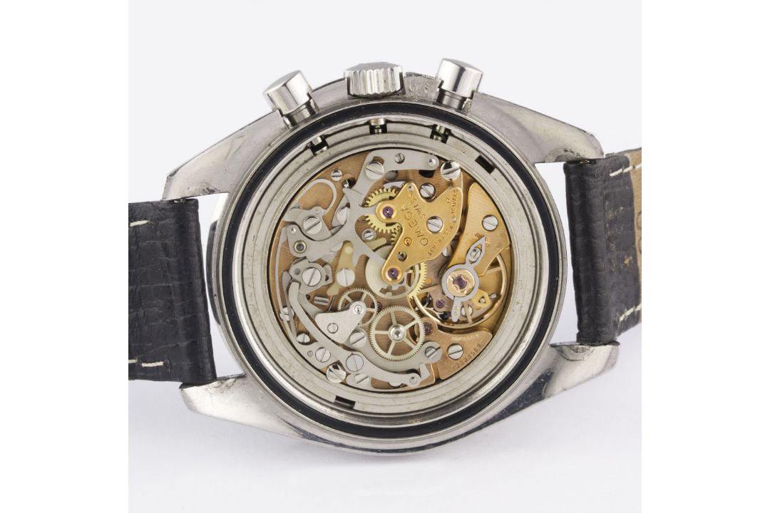 A GENTLEMAN'S STAINLESS STEEL OMEGA SPEEDMASTER PROFESSIONAL CHRONOGRAPH WRIST WATCH DATED 1988, - Image 6 of 9