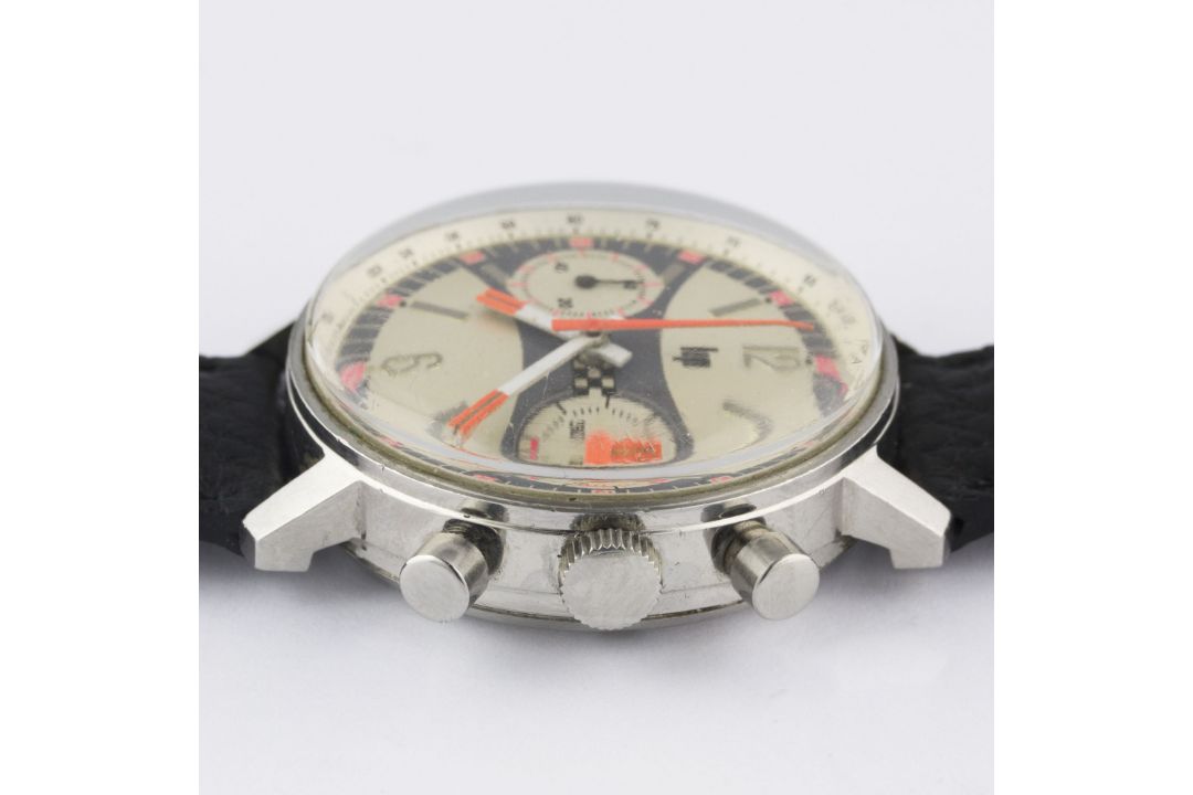 A RARE GENTLEMAN'S LARGE SIZE STAINLESS STEEL LIP CHRONOGRAPH WRIST WATCH CIRCA 1970, WITH " - Image 10 of 11