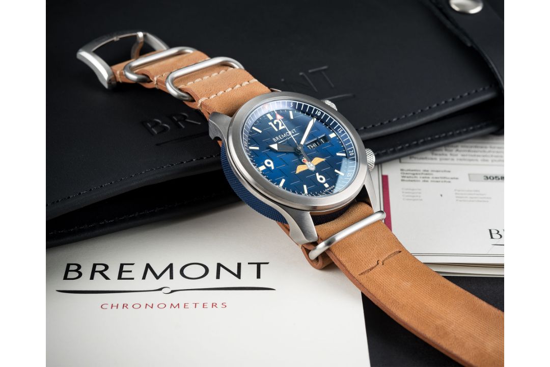 A RARE GENTLEMAN'S STAINLESS STEEL BREMONT U2 ROYAL NAVY FLEET AIR ARM AUTOMATIC CHRONOMETER WRIST - Image 1 of 2