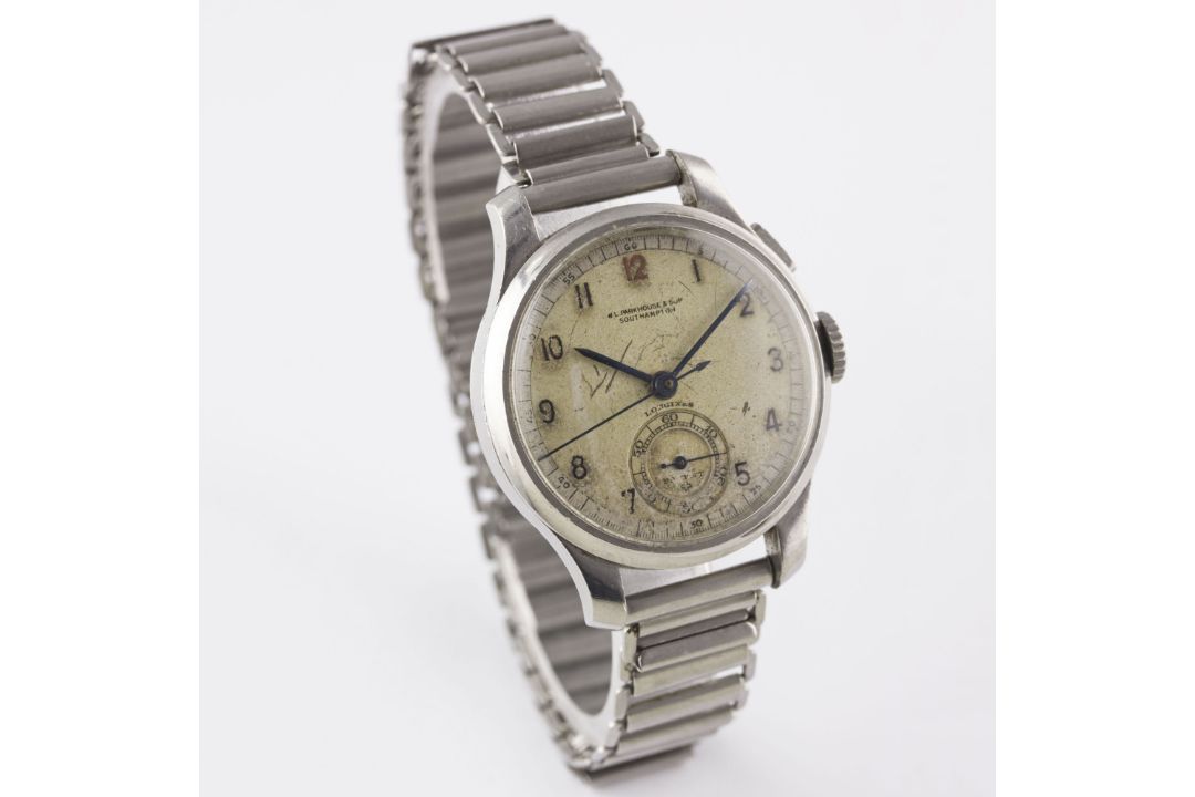 A RARE GENTLEMAN'S STAINLESS STEEL LONGINES FLYBACK CHRONOGRAPH BRACELET WATCH CIRCA 1937, - Image 5 of 10