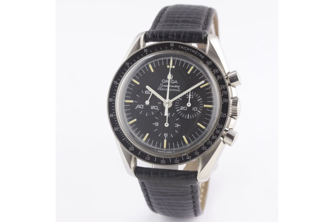 A GENTLEMAN'S STAINLESS STEEL OMEGA SPEEDMASTER PROFESSIONAL CHRONOGRAPH WRIST WATCH DATED 1988, - Image 4 of 9
