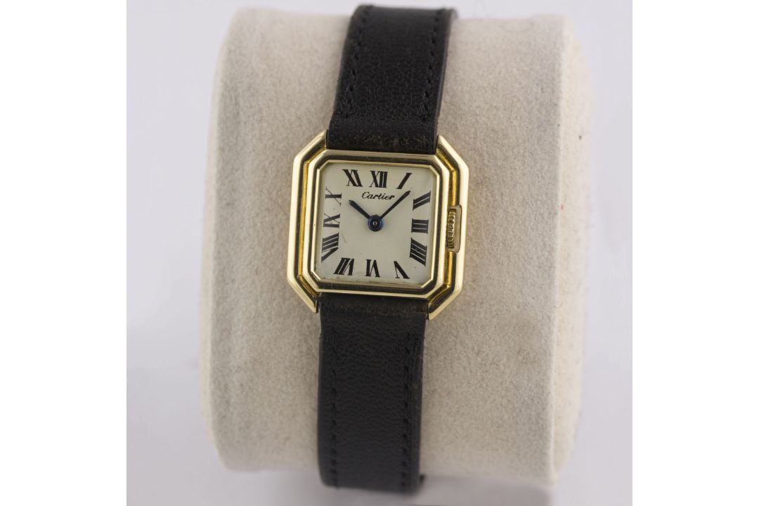 A RARE LADIES 18K SOLID GOLD CARTIER LONDON CEINTURE WRIST WATCH CIRCA 1969, WITH LONDON HALLMARKS - Image 2 of 11