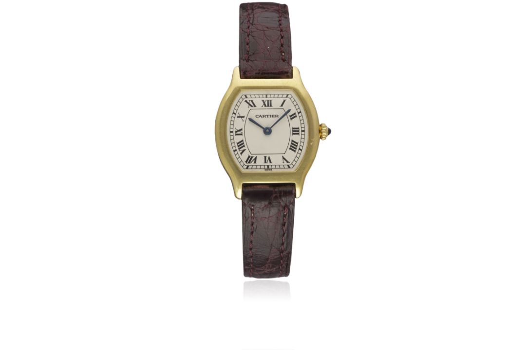 A LADIES 18K SOLID GOLD CARTIER TORTUE WRIST WATCH CIRCA 1990s Movement: Quartz, signed Cartier.