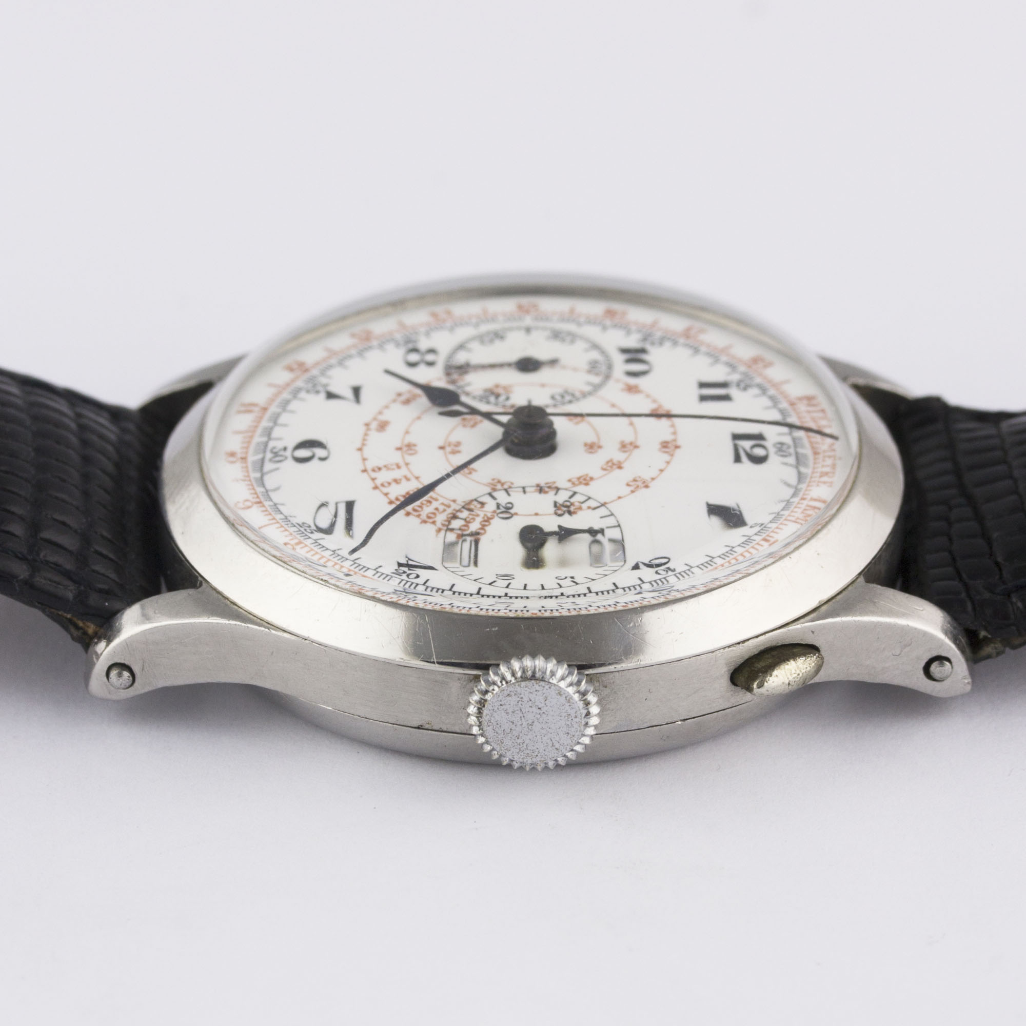 A GENTLEMAN'S LARGE SIZE STAINLESS STEEL SINGLE BUTTON CHRONOGRAPH WRIST WATCH CIRCA 1930s, WITH - Image 9 of 10